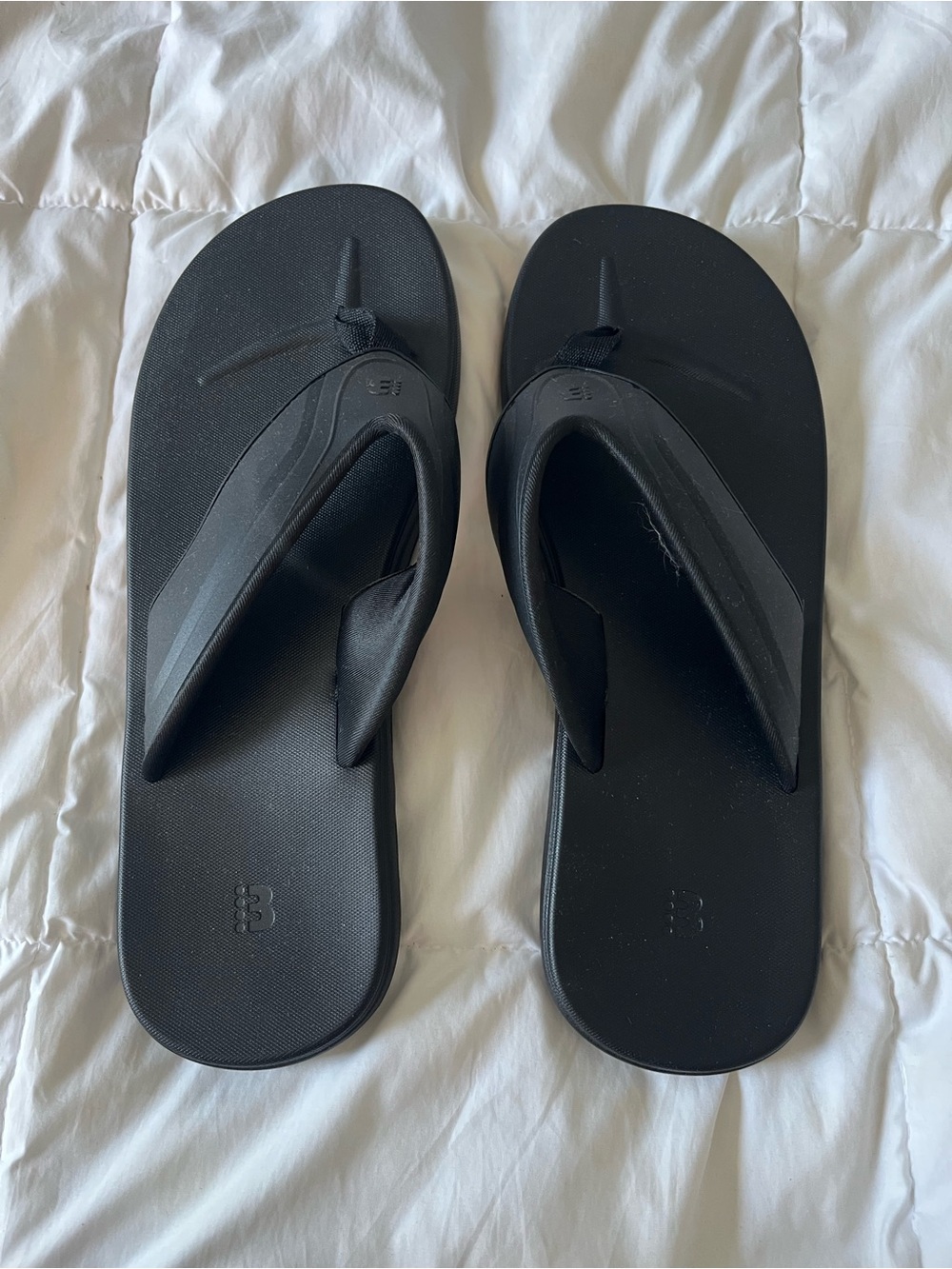 Men's Bench Black Flip Flop Sandals - Comfort Footbed